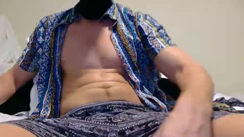 Snapshot of chuck5566 chatting on 12/18/25, 03:45 chuck5566 online show from 12/18/25, 03:45