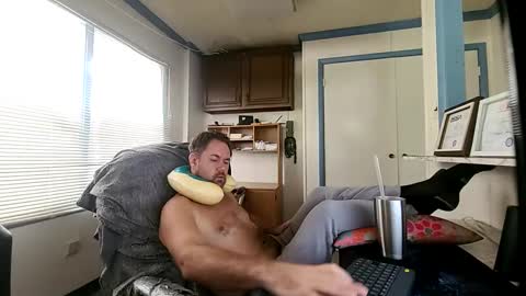 Snapshot of chuck7891 chatting on 10/02/25, 06:04 chuck7891 online show from 10/02/25, 06:04
