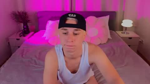 Snapshot of chuck_miller chatting on 06/11/26, 09:24 Chuck online show from 06/11/26, 09:24