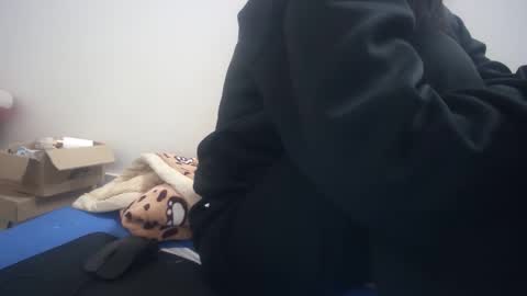 Snapshot of chuppyrose chatting on 03/20/26, 01:54 chuppyrose online show from 03/20/26, 01:54