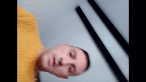 Snapshot of ciaoneciaone25 chatting on 12/06/24, 07:54 ciaoneciaone25 online show from 12/06/24, 07:54