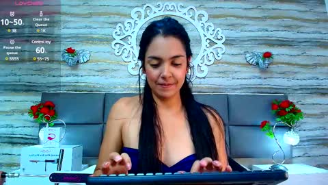 Snapshot of ciara_connor chatting on 02/18/25, 10:05 ... ... online show from 02/18/25, 10:05