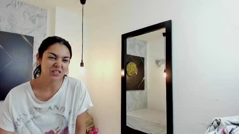 Snapshot of ciara_connor chatting on 03/06/25, 03:35 ... ... online show from 03/06/25, 03:35