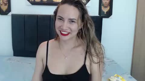 Snapshot of cielodal chatting on 09/29/25, 05:01 cieloDal online show from 09/29/25, 05:01