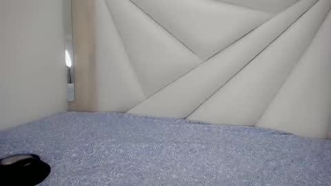 Snapshot of cieloo_ chatting on 01/13/26, 10:04 CIELO online show from 01/13/26, 10:04