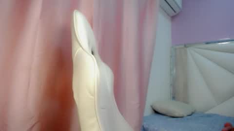 Snapshot of cieloo_ chatting on 02/12/26, 09:21 CIELO online show from 02/12/26, 09:21