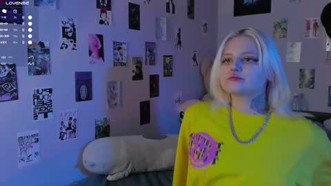 Snapshot of cigaretteduringsex chatting on 11/10/25, 10:58 Helen and Teya online show from 11/10/25, 10:58