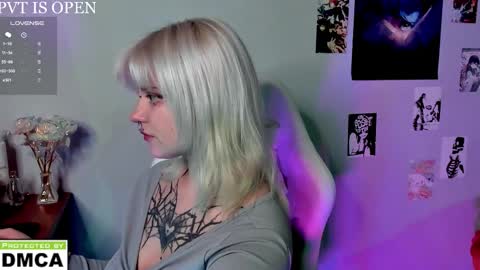 Snapshot of cigaretteduringsex chatting on 02/02/26, 04:44 Helen and Teya online show from 02/02/26, 04:44