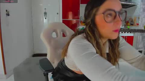 Snapshot of ciindy_lovee chatting on 07/05/26, 01:40 Ciindy Lovers online show from 07/05/26, 01:40