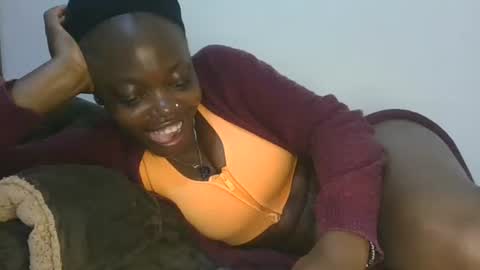 cilia petite online show from 12/16/25, 10:20