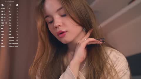   L  online show from 10/15/25, 04:12