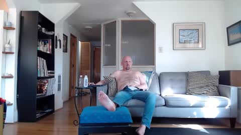 Snapshot of cinapw chatting on 03/02/25, 09:54 cinapw online show from 03/02/25, 09:54