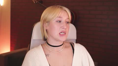 Cin Bellamy online show from 09/15/25, 04:40