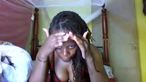 Snapshot of cinddy_14 chatting on 12/27/24, 06:03 cinddy 14 online show from 12/27/24, 06:03