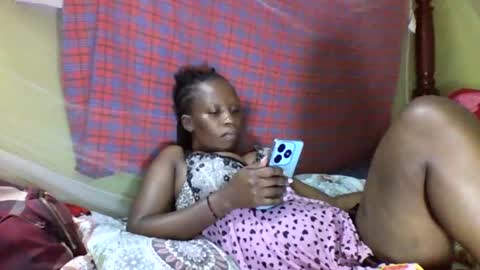 Snapshot of cinddy_14 chatting on 12/29/24, 05:22 cinddy 14 online show from 12/29/24, 05:22