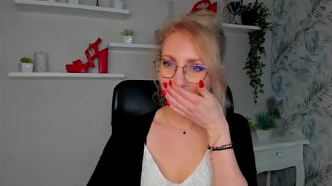 Cinderella online show from 03/18/26, 06:27