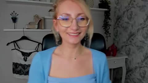 Cinderella online show from 03/26/26, 06:52