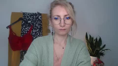 Cinderella online show from 04/15/26, 05:58