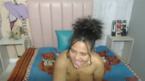 Cindy Castillo online show from 01/11/25, 02:04