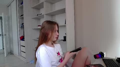 Cindy online show from 07/06/26, 08:44
