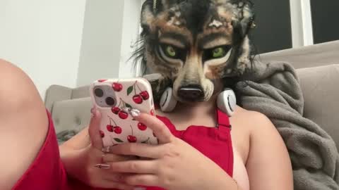 Snapshot of cinnanicos chatting on 09/09/25, 05:18 Nicky online show from 09/09/25, 05:18