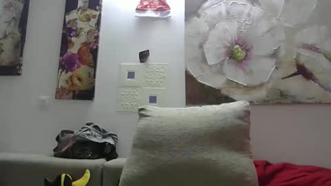 Snapshot of cinthia2525 chatting on 01/06/25, 11:29 cinthia2525 online show from 01/06/25, 11:29