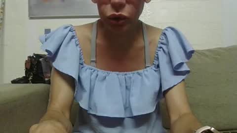 Snapshot of cinthia2525 chatting on 09/20/25, 08:59 cinthia2525 online show from 09/20/25, 08:59