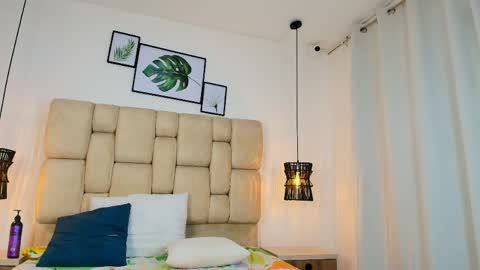 cinthiabaker online show from 04/18/26, 11:47