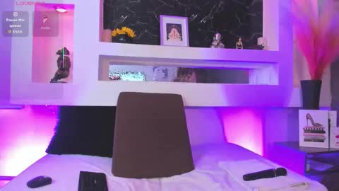 Cinthya  online show from 03/02/26, 12:34