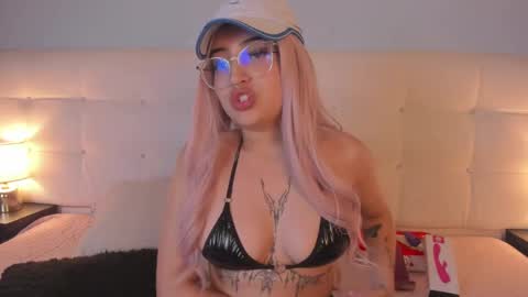 Cintya online show from 02/06/25, 01:05