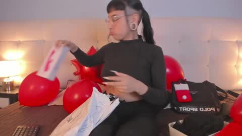 Cintya online show from 02/18/25, 09:20