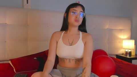 Cintya online show from 03/10/25, 10:45