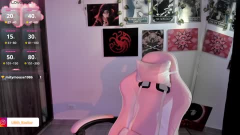 Paulina online show from 01/18/25, 09:02