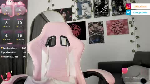 Paulina online show from 02/25/25, 11:55