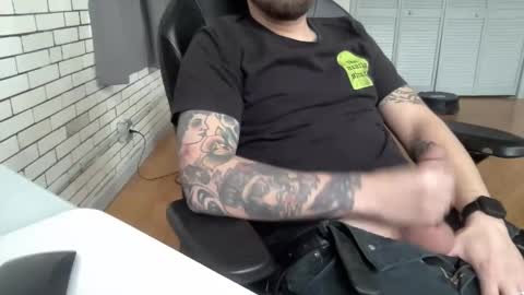 circleofsix online show from 01/06/25, 04:23