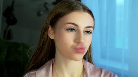 Sandy online show from 12/14/24, 05:18