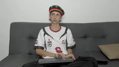 Snapshot of cirosky_elchicopolla chatting on 12/03/25, 03:47 cirosky_elchicopolla online show from 12/03/25, 03:47