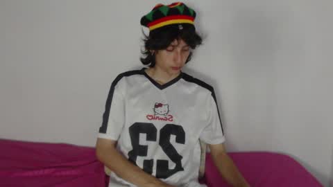 cirosky_elchicopolla online show from 04/22/26, 02:25