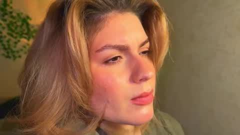 Snapshot of citruska chatting on 01/12/26, 04:23 karina online show from 01/12/26, 04:23