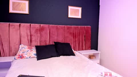 Anna online show from 01/09/26, 03:20