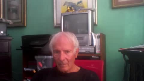 Snapshot of ciuk chatting on 10/03/25, 09:06 ciuk online show from 10/03/25, 09:06