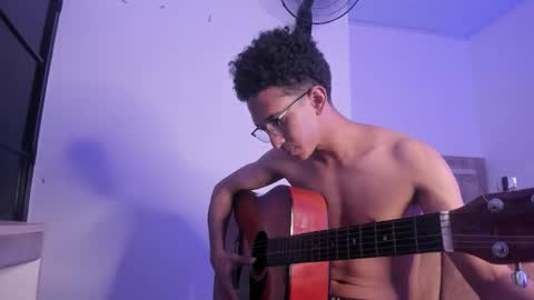 cj_davis1 online show from 10/03/25, 07:49