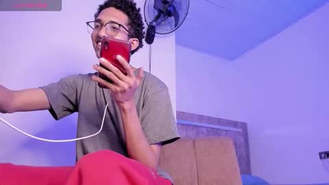 cj_davis1 online show from 01/12/26, 08:14