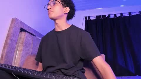 cj_davis1 online show from 03/24/26, 02:16