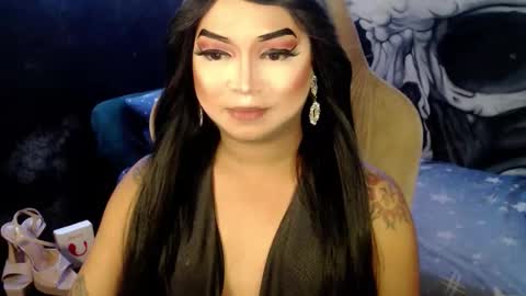 Snapshot of cj_parker69 chatting on 12/22/25, 01:52 QUEEN CESS online show from 12/22/25, 01:52