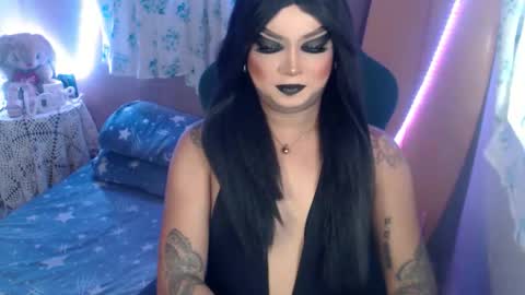 Snapshot of cj_parker69 chatting on 04/22/26, 08:28 QUEEN CESS online show from 04/22/26, 08:28