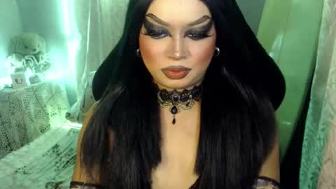 Snapshot of cj_parker69 chatting on 06/04/26, 07:09 QUEEN CESS online show from 06/04/26, 07:09