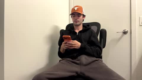 ckeefer96 online show from 04/20/26, 10:33