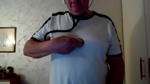 Snapshot of clacock chatting on 04/29/26, 08:29 clacock online show from 04/29/26, 08:29
