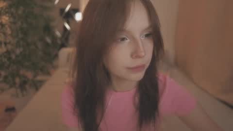 Claire Bennett online show from 09/30/25, 10:15